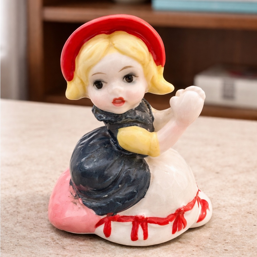 Lil Miss Muffet Vintage Ceramic Figurine
